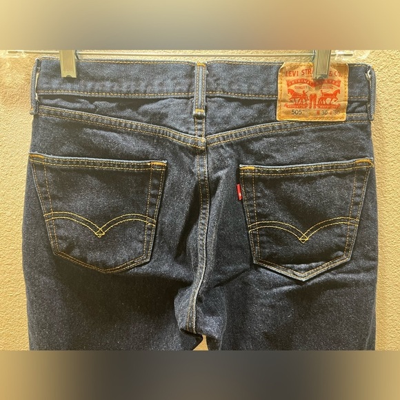 Men’s 505 Levi’s Denim Jeans - Picture 5 of 5